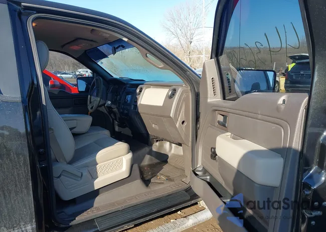 1FTMF1CW4AKE23031: 44365886