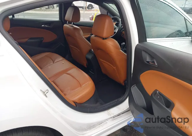 1G1BF5SM9H7158045: 44365893