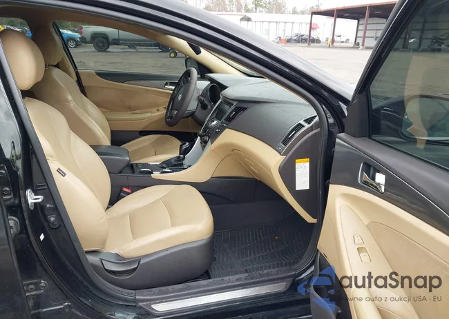 KMHEC4A43CA054313: 44366940