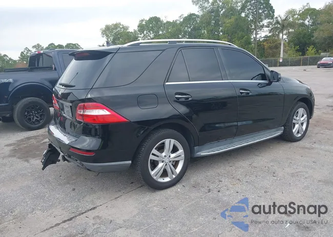 4JGDA5JB3DA228078: 44366941