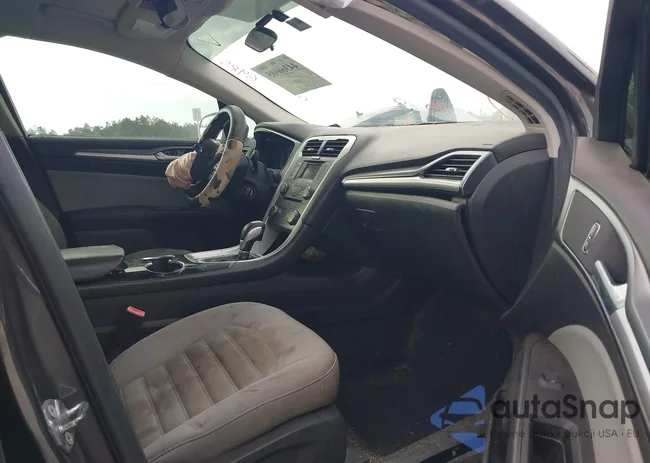 3FA6P0G79FR251395: 44366985