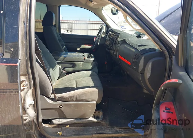 3GCEC23C09G133137: 44367031