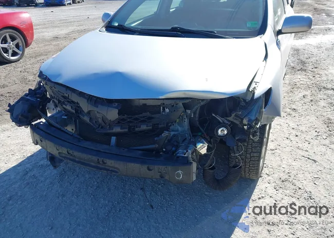 2T1BU4EE4CC838261: 44367143