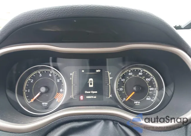 1C4PJMCBXFW504643: 44367235