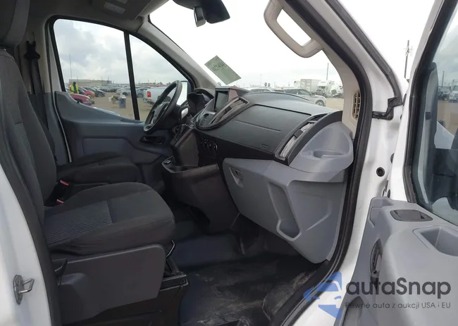 1FTYR1YM8JKA64881: 44367244