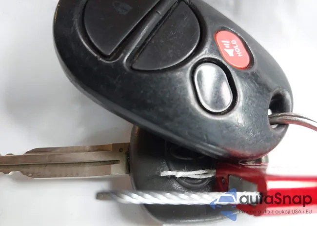 4T1FA38P26U105906: 44367247