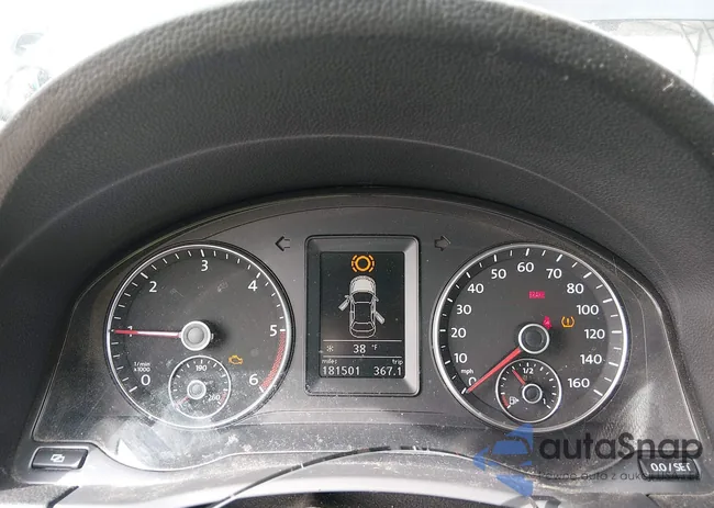 3VWRL7AJ5AM122704: 44367319