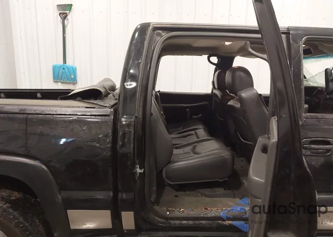 2GCEK13T151217841: 44367333