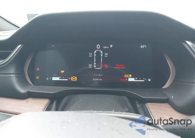 1C4RJJEG9N8555974: 44367426