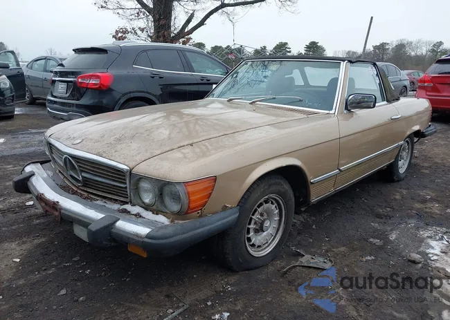 WDBBA45A3EA010228: 44367436