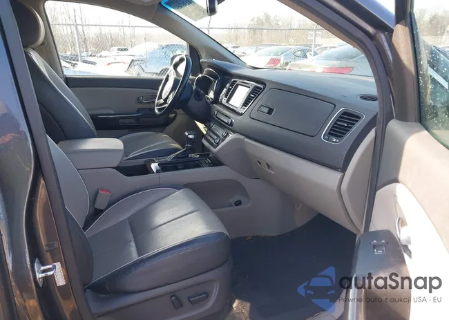 KNDMC5C1XH6325421: 44367451