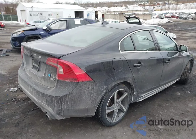 YV1902FH6E2282005: 44367495