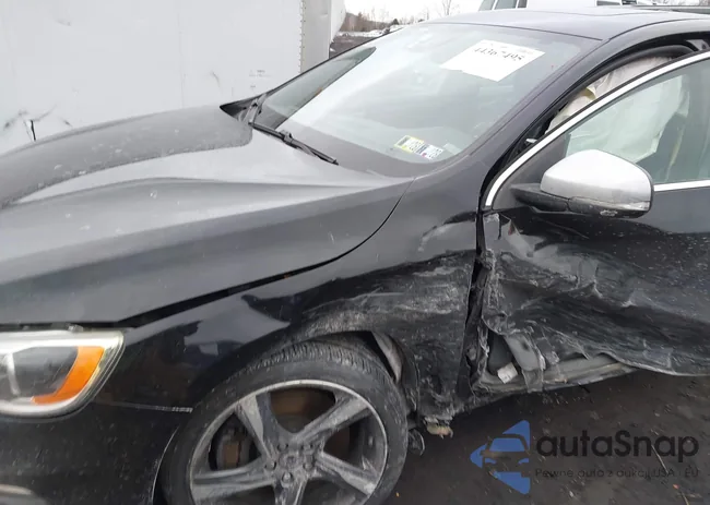 YV1902FH6E2282005: 44367495