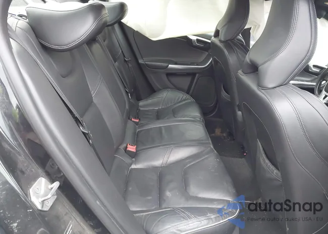 YV1902FH6E2282005: 44367495