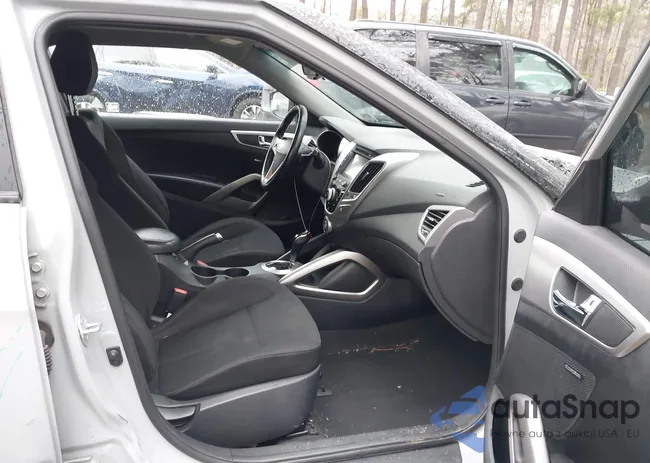 KMHTC6AD5DU153217: 44367507