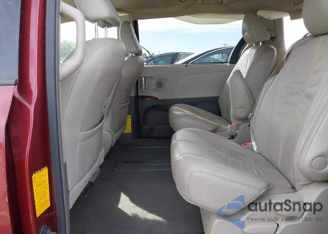 5TDYK3DC8BS102990: 44366568