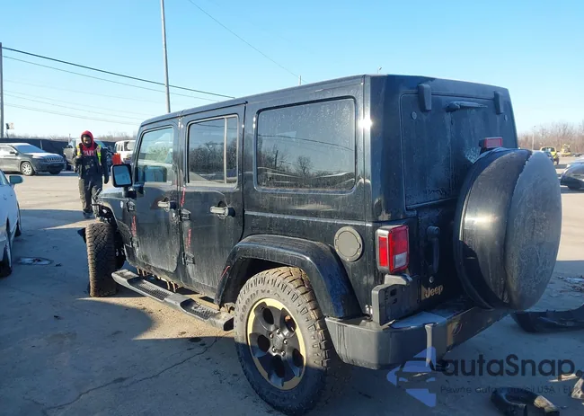 1C4BJWEG2EL161065: 44366598