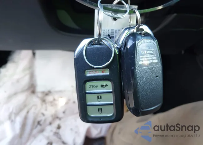 1HGCV1F35KA107498: 44366649