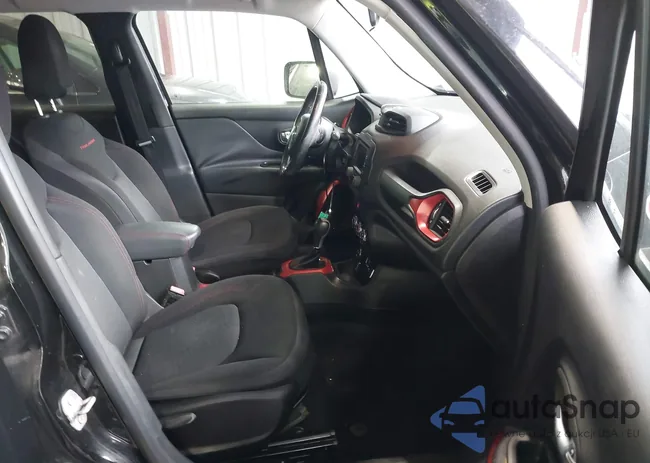 ZACCJBCB5HPE77953: 44366719