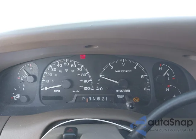 5LMRU27A2YLJ11996: 44366751