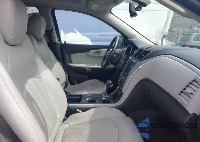 1GNKVLED2CJ317890: 44366797