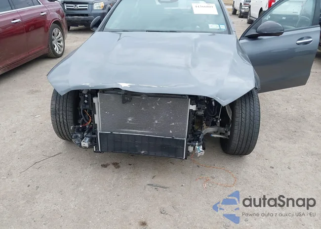 W1KAF4HBXRR211768: 44366809