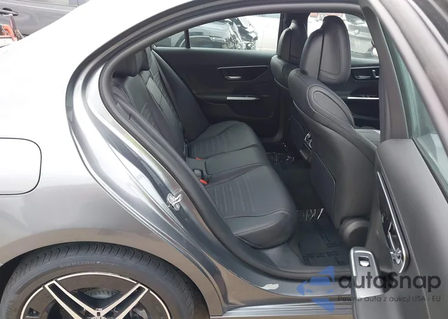 W1KAF4HBXRR211768: 44366809