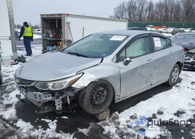 1G1BC5SM2J7152960: 44366816