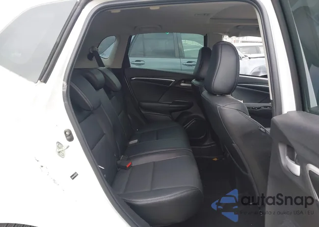 3HGGK5H06JM724785: 44366853