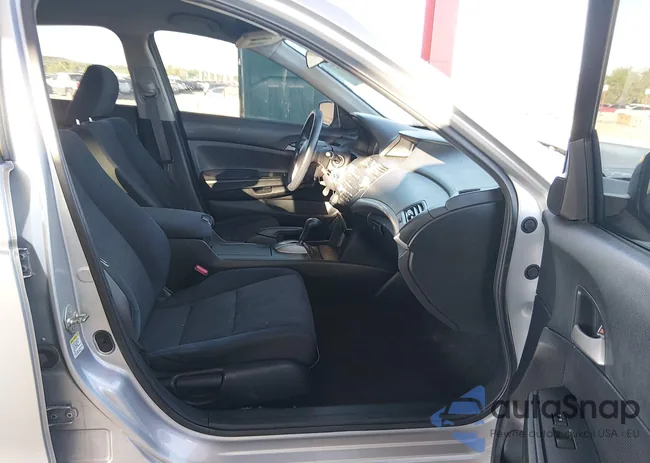 1HGCP2F39CA155457: 44368027