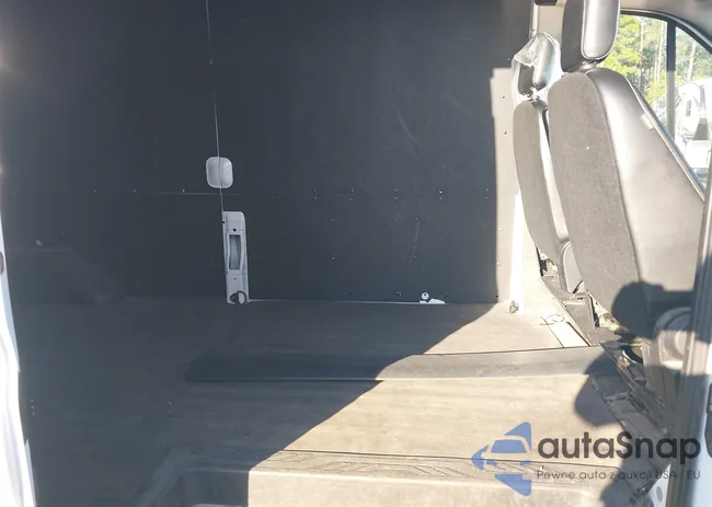 1FTBR1X88PKB44880: 44368028