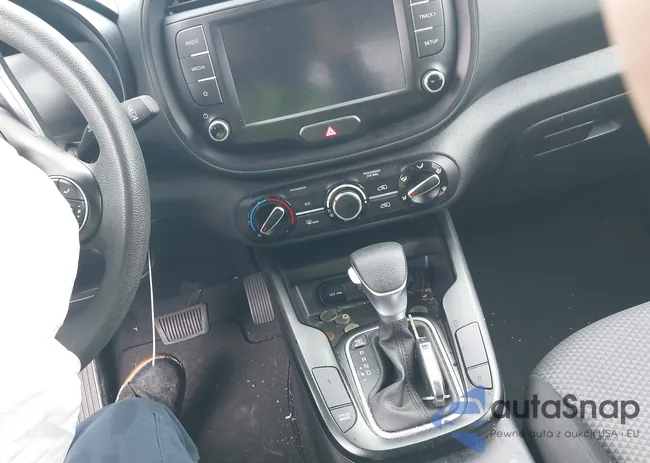 KNDJ23AU8R7240905: 44368040