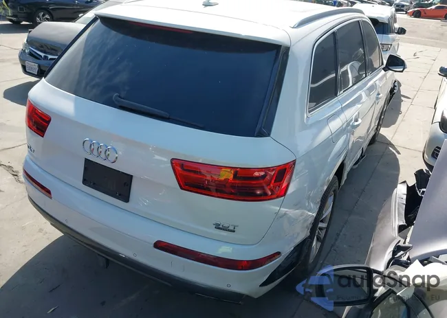 WA1LAAF79JD004332: 44368128