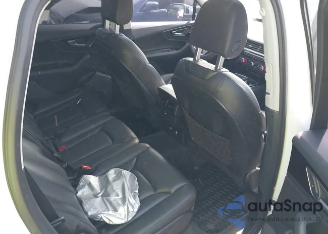 WA1LAAF79JD004332: 44368128