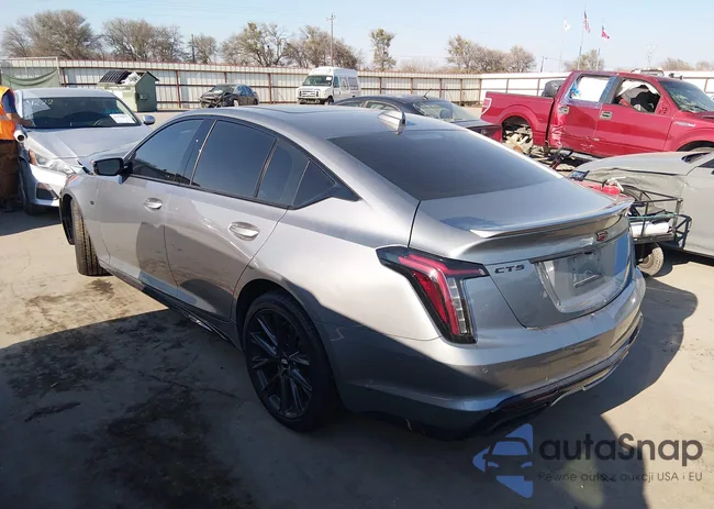 1G6DP5RK6P0111714: 44368201