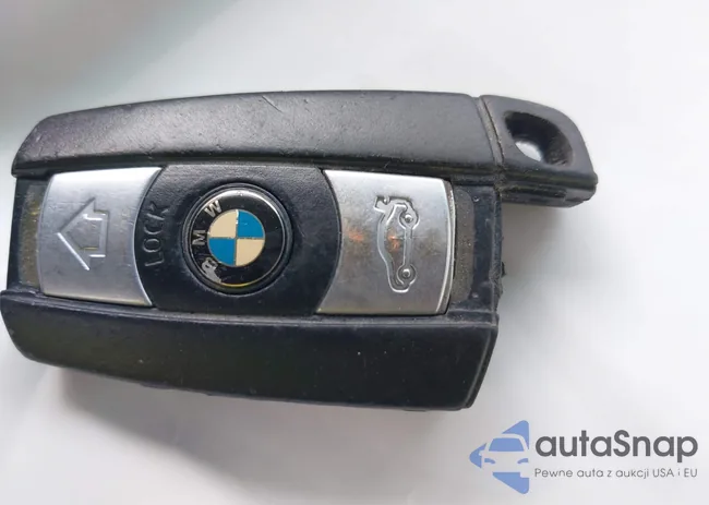 WBAUP7C58CVP23452: 44368217