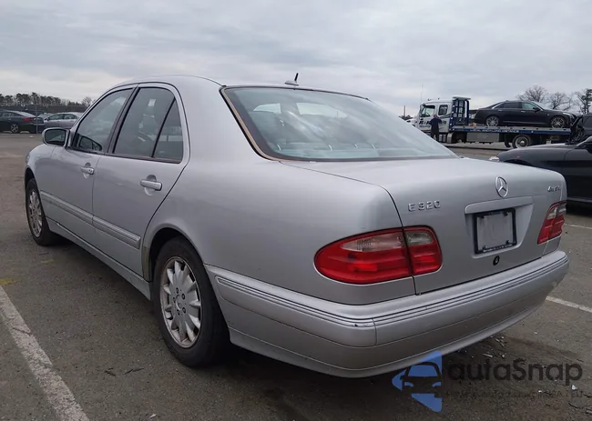 WDBJF82J81X060591: 44368262