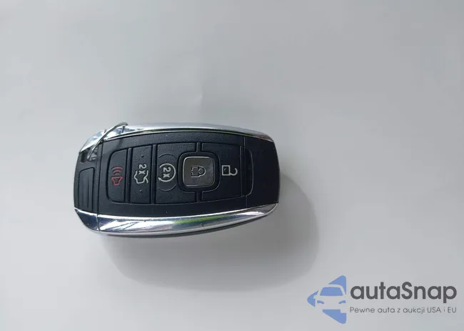 5LMCJ3C92HUL13831: 44368405