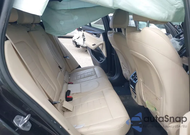 5UXTR7C50KLF33469: 44368456