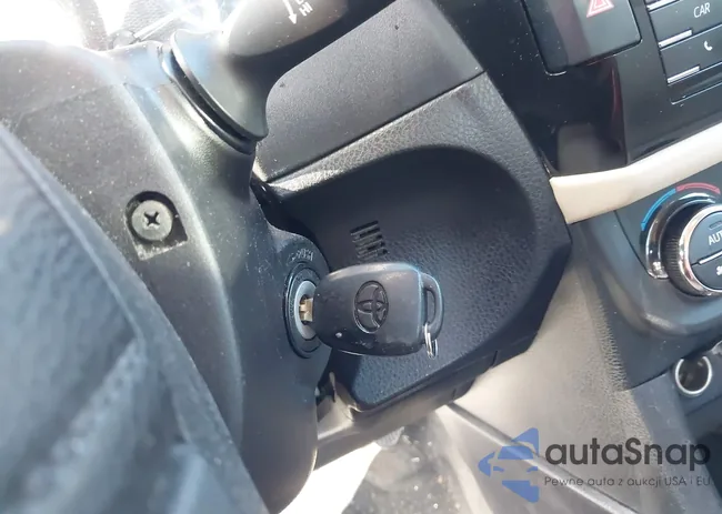 2T1BURHE9GC537158: 44368505