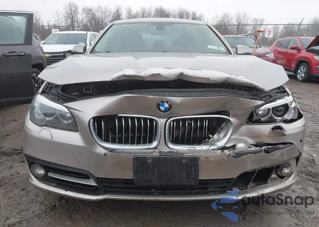 WBA5A7C58GG144543: 44367559