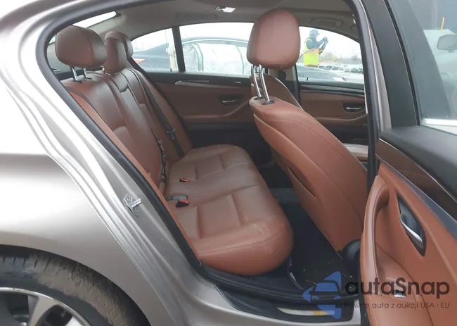 WBA5A7C58GG144543: 44367559