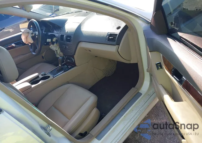 WDDGF5EB1AR099550: 44367585