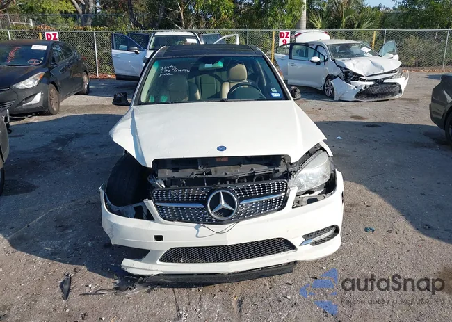 WDDGF5EB1AR099550: 44367585