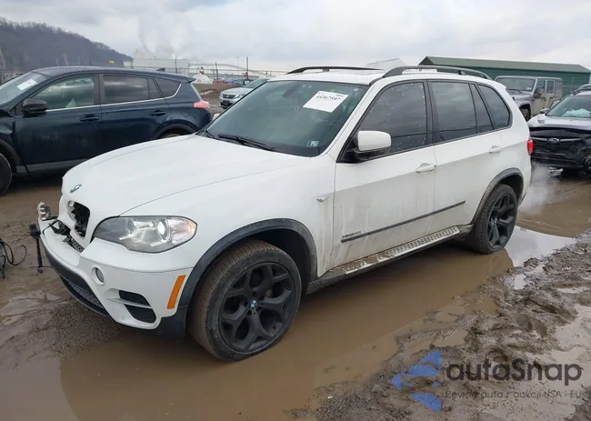 5UXZV4C59D0E01142: 44367597