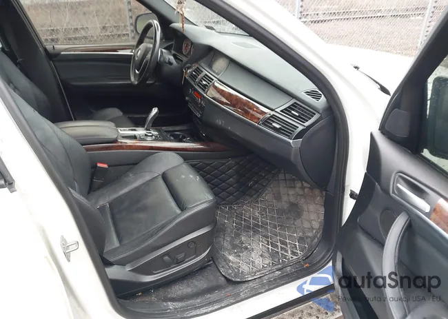 5UXZV4C59D0E01142: 44367597