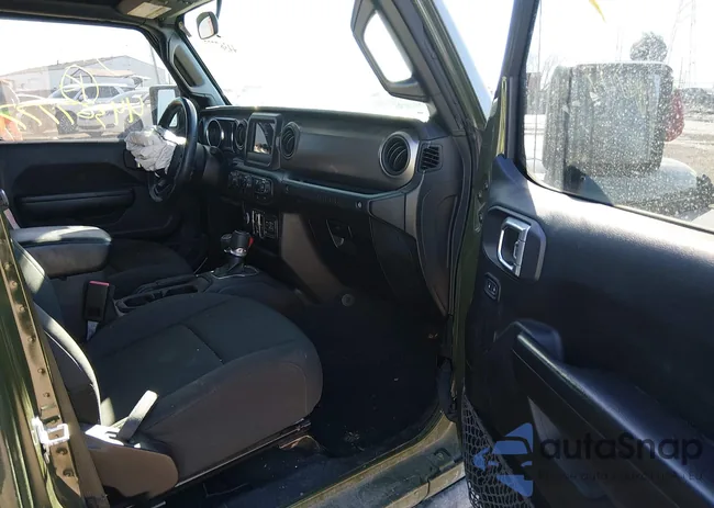 1C4HJXDNXMW577880: 44367777