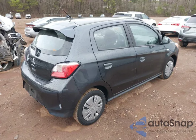 ML32AUHJ8RH027975: 44367788