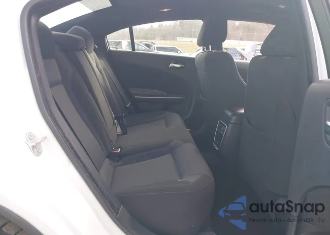 2C3CDXBG8NH255667: 44367799