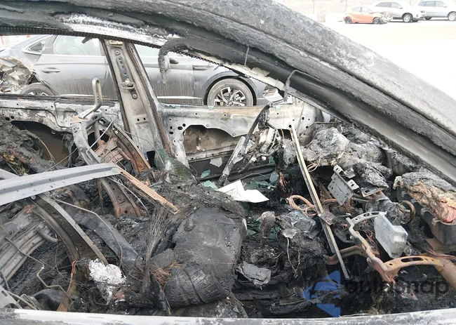 1C4PJMMXXMD215989: 44367823